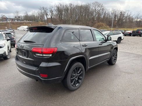 Used 2020 Jeep Grand Cherokee Altitude image 9
