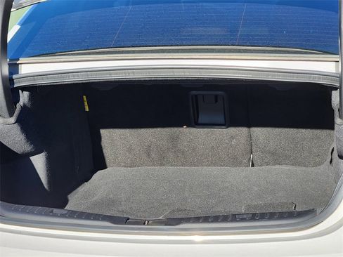 Used 2017 Lincoln MKZ Reserve w/ Climate Package image 10