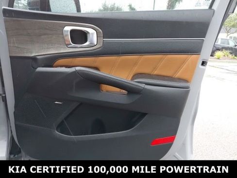 Certified 2023 Kia Sorento SX Prestige image 27