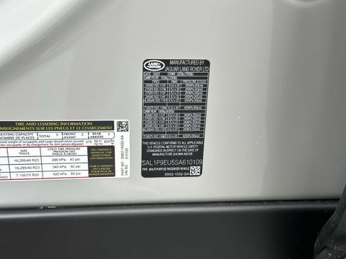 New 2025 Land Rover Range Rover Sport SE image 25