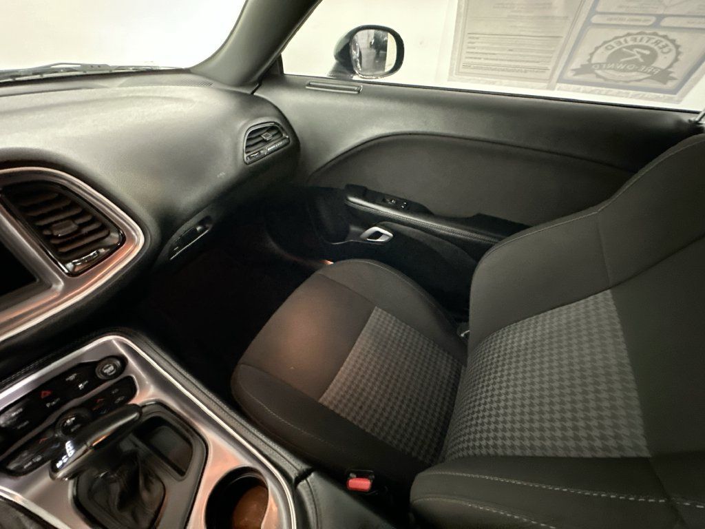 Used 2021 Dodge Challenger R/T RWD image 11