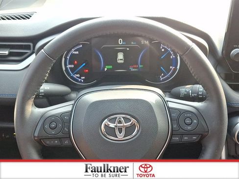 Certified 2024 Toyota RAV4 XSE w/ Weather Package AWD/4WD image 19