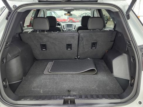 Used 2024 Chevrolet Equinox LT AWD/4WD image 23