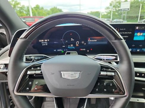 Used 2024 Cadillac Lyriq Luxury w/ LPO, Floor Liner Package RWD image 20