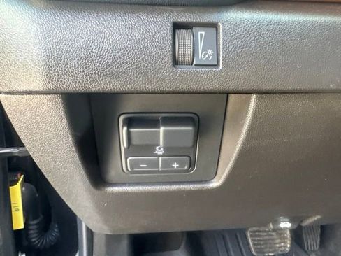 Used 2023 GMC Canyon AT4 AWD/4WD image 19