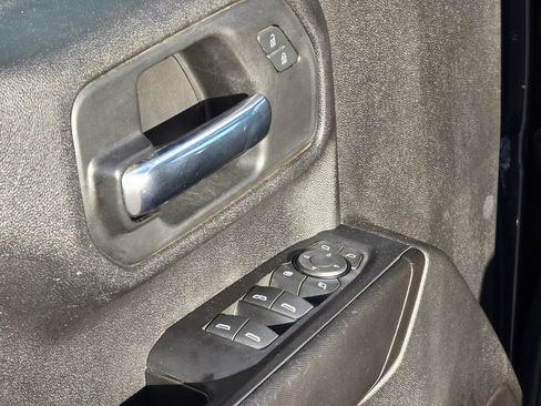 Certified 2024 Chevrolet Silverado 2500 Custom w/ Custom Value Package image 38