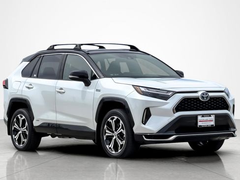 Used 2023 Toyota RAV4 XSE image 7