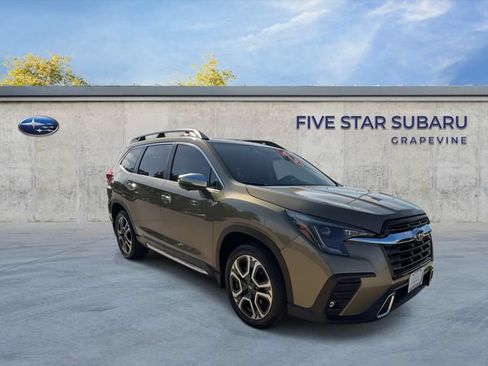 Used 2023 Subaru Ascent Touring AWD/4WD image 2