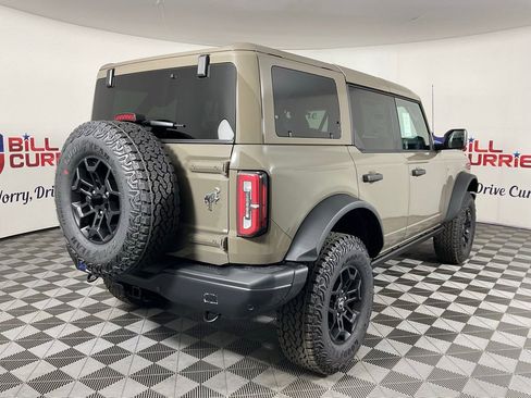 New 2026 Ford Bronco Badlands AWD/4WD image 3