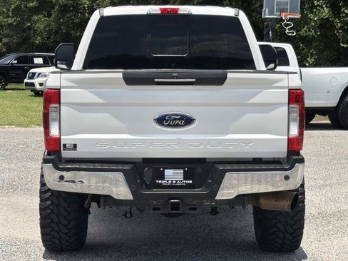 Used 2018 Ford F250 Lariat w/ Lariat Ultimate Package AWD/4WD image 5
