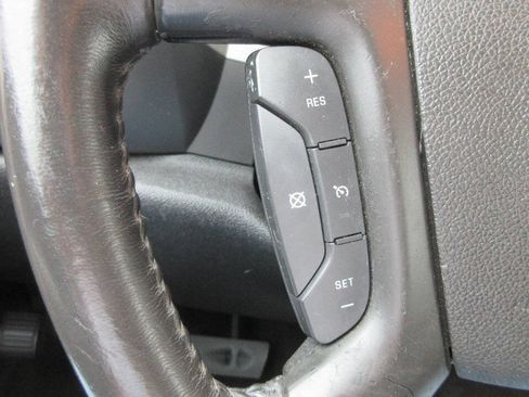 Used 2007 Chevrolet Silverado 2500 LT RWD image 30