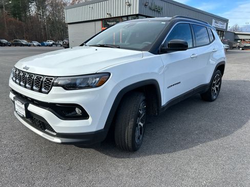 New 2026 Jeep Compass Limited image 14