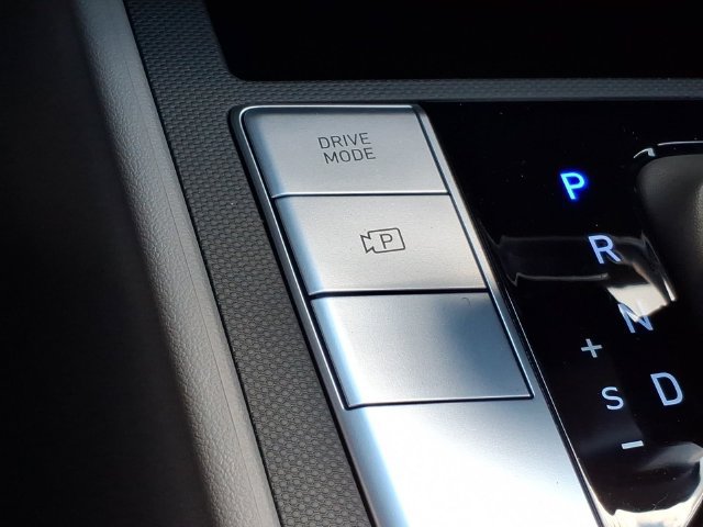New 2026 Hyundai Elantra SE FWD image 24