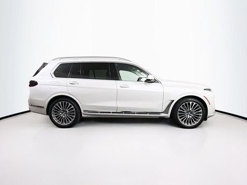Used 2024 BMW X7 xDrive40i w/ Executive Package AWD/4WD image 8