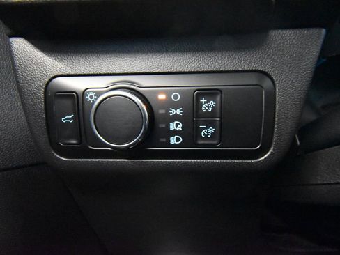 Used 2024 Ford Escape ST-Line w/ Tech Pack #1 image 9