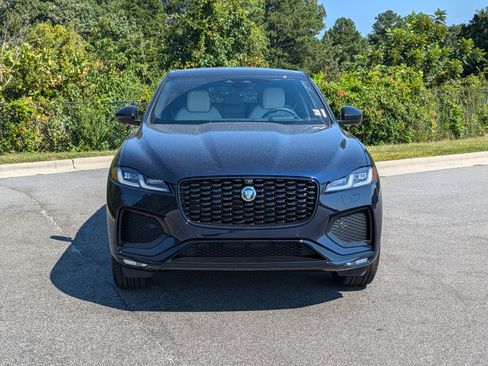 New 2026 Jaguar F-PACE R-Dynamic S image 2