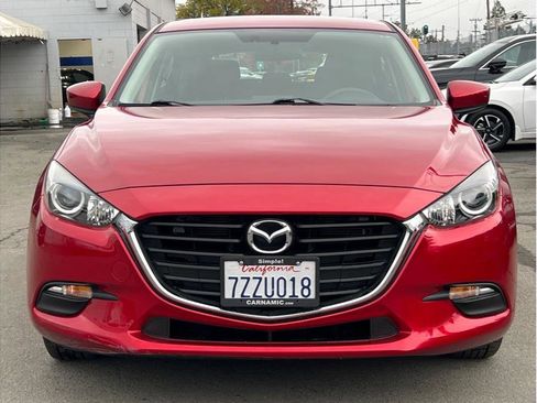 Used 2017 MAZDA MAZDA3 Sport image 2