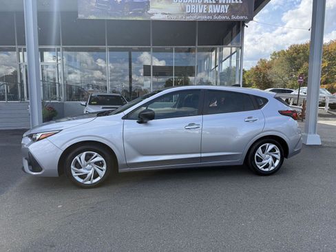 Used 2025 Subaru Impreza 2.0i image 1