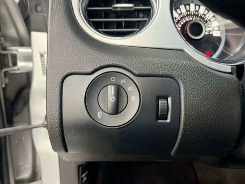 Used 2013 Ford Mustang GT Premium RWD image 18