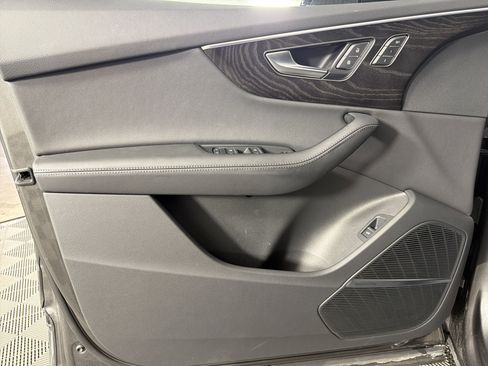 Used 2023 Audi Q7 3.0T Premium Plus image 8