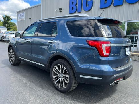 Used 2018 Ford Explorer Platinum AWD/4WD image 3