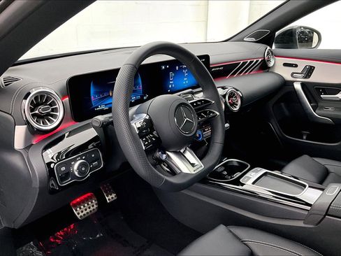 Used 2026 Mercedes-Benz CLA 35 AMG 4MATIC image 19