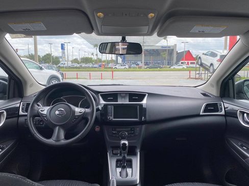 Used 2019 Nissan Sentra SV FWD image 10