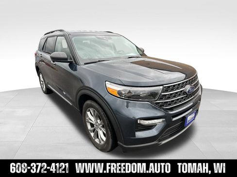 Used 2022 Ford Explorer XLT w/ Equipment Group 202A AWD/4WD image 9
