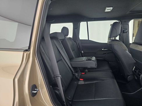 New 2026 Lexus GX 550 AWD/4WD image 12