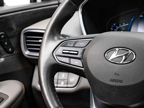 Used 2020 Hyundai Santa Fe Limited image 15