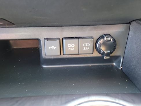 Used 2021 Toyota Highlander Platinum image 21