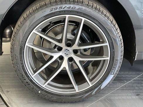 New 2026 Porsche Macan AWD/4WD image 13