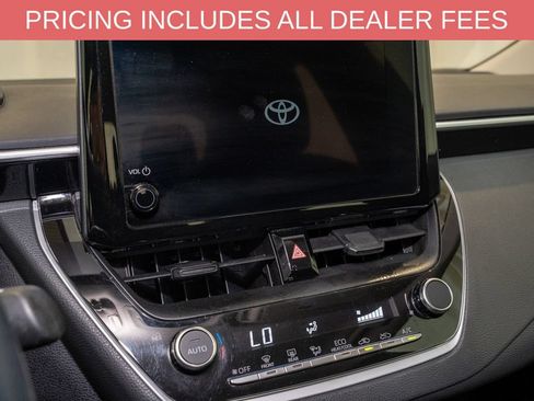 Used 2024 Toyota Corolla LE FWD image 12