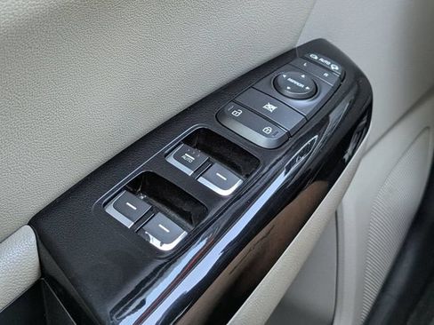 Used 2020 Kia Sportage EX FWD image 26