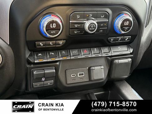 Used 2019 GMC Sierra 1500 SLT w/ SLT Premium Plus Package AWD/4WD image 16