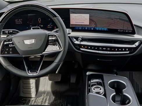 New 2026 Cadillac Lyriq Premium Luxury image 22