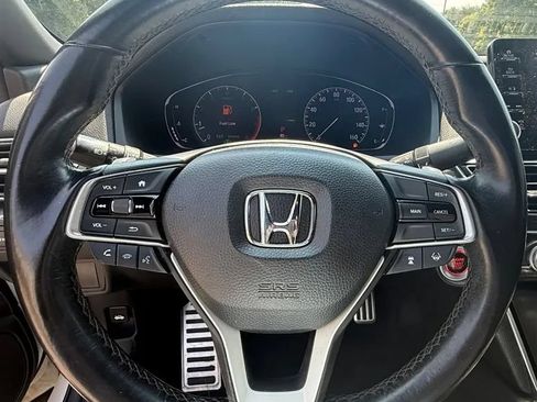 Used 2020 Honda Accord Sport image 10
