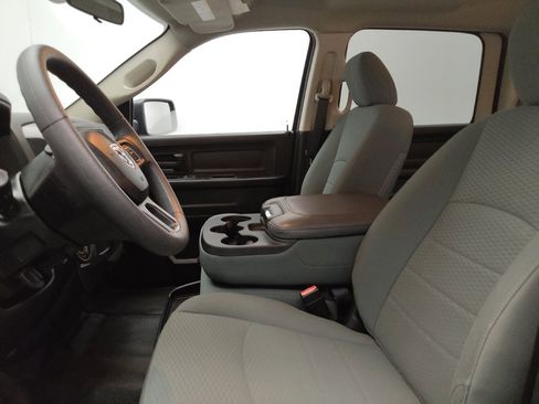 Used 2018 RAM 1500 Tradesman w/ Popular Equipment Group RWD image 17