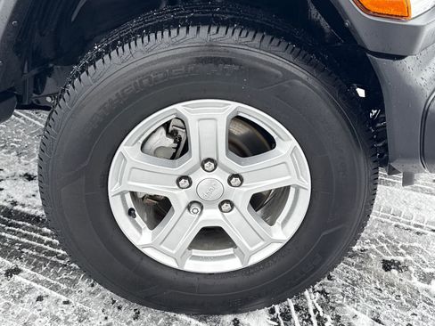 Used 2020 Jeep Wrangler Unlimited Sport S image 9