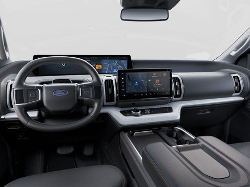 New 2025 Ford Expedition Active image 30