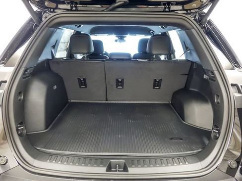 New 2026 Chevrolet Equinox RS w/ LPO, Floor Liner Package FWD image 8