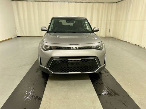 Certified 2023 Kia Soul LX image 3