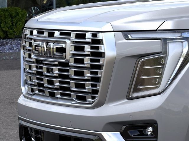 New 2026 GMC Yukon Denali w/ Denali Reserve Package AWD/4WD image 13