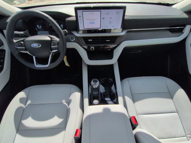New 2026 Ford Explorer Platinum w/ LUX Leather Package AWD/4WD image 15