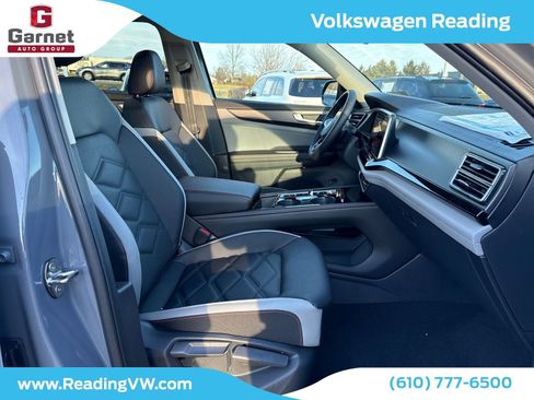 New 2026 Volkswagen Atlas Peak Edition image 19