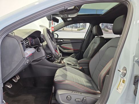 New 2026 Volkswagen Jetta GLI Autobahn FWD image 17