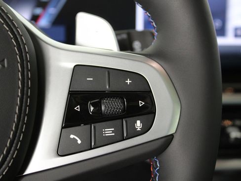 New 2026 BMW X5 M60i w/ Executive Package image 26