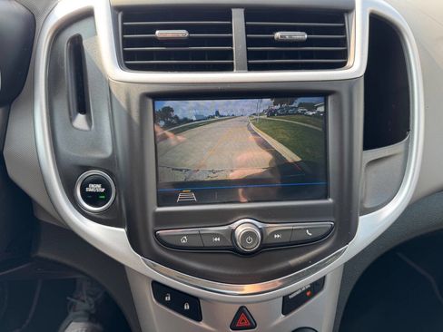 Used 2018 Chevrolet Sonic LT w/ Convenience Package image 15