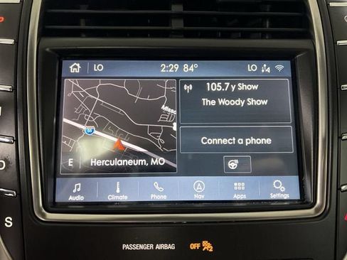 Used 2020 Lincoln Nautilus Reserve AWD/4WD image 13