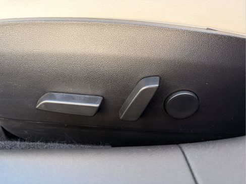 Used 2020 Tesla Model 3 Performance image 13